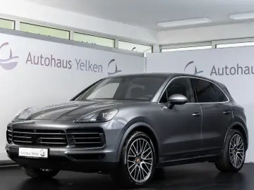PORSCHE Cayenne  ACC PANO LUFT SPUR 360-CAM 21