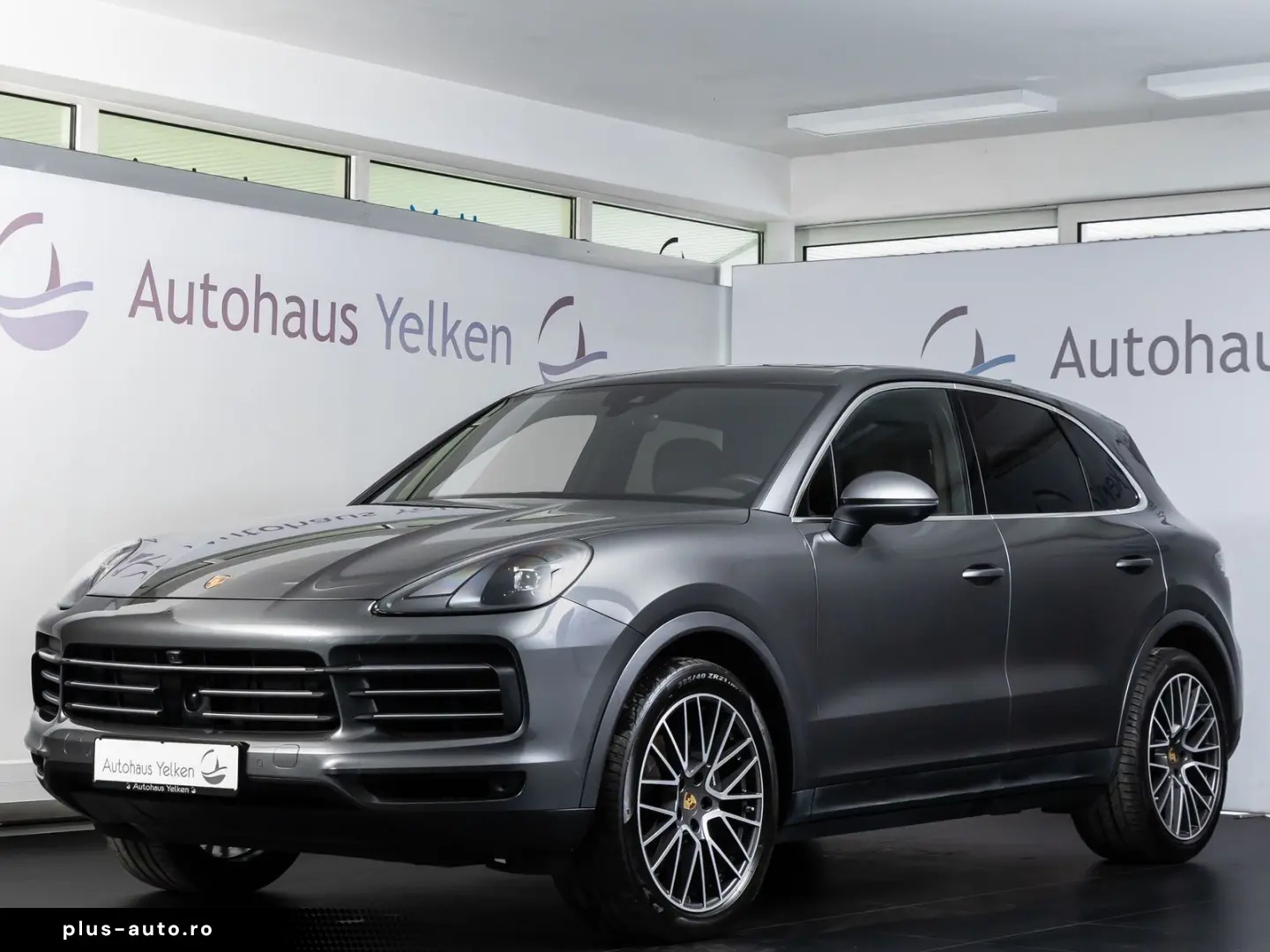 PORSCHE Cayenne  ACC PANO LUFT SPUR 360-CAM 21