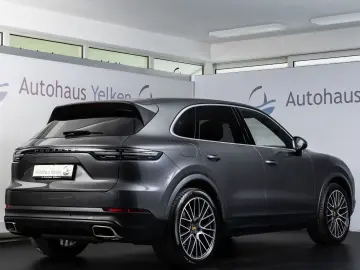 PORSCHE Cayenne  ACC PANO LUFT SPUR 360-CAM 21
