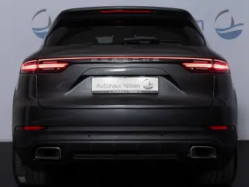 PORSCHE Cayenne  ACC PANO LUFT SPUR 360-CAM 21