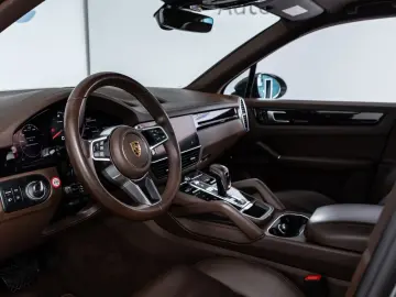 PORSCHE Cayenne  ACC PANO LUFT SPUR 360-CAM 21