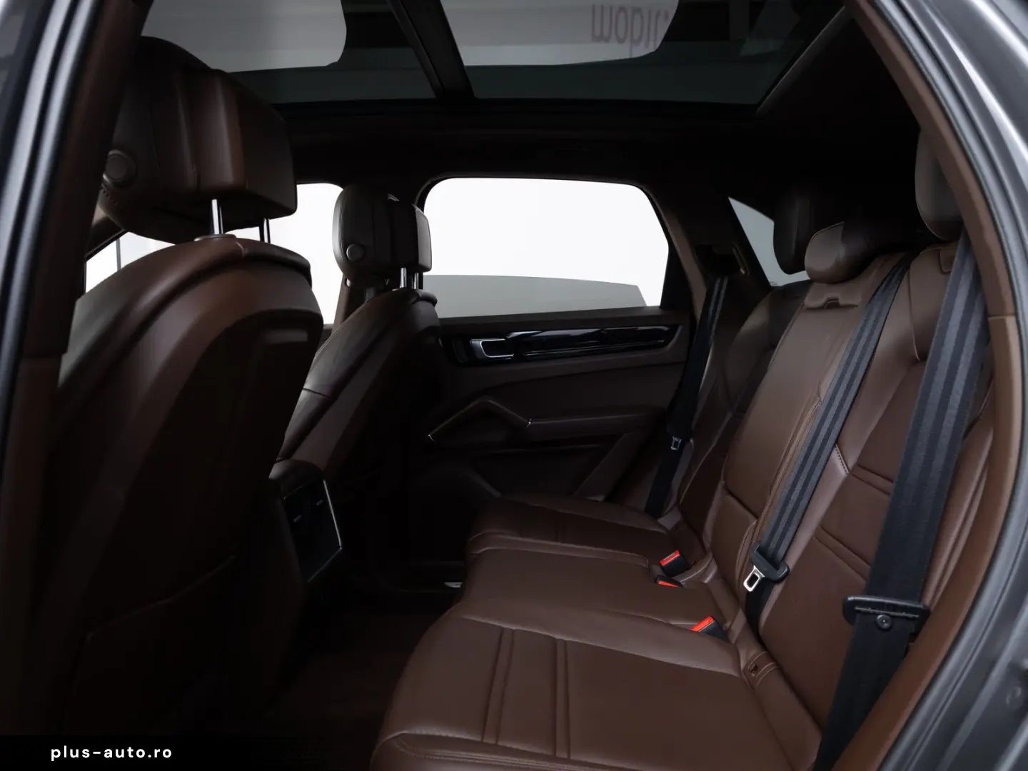 PORSCHE Cayenne  ACC PANO LUFT SPUR 360-CAM 21
