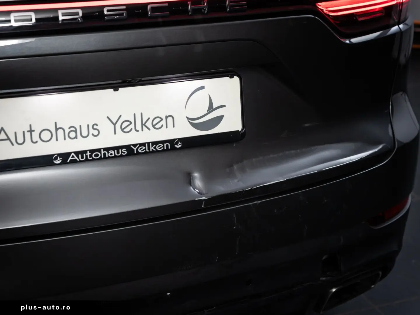 PORSCHE Cayenne  ACC PANO LUFT SPUR 360-CAM 21