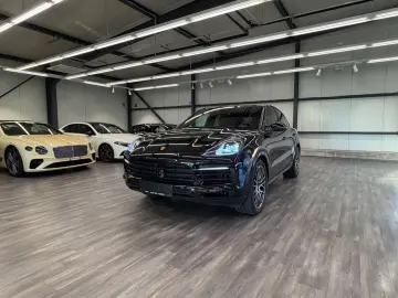 PORSCHE Cayenne Coupe E-Hybr Luft AHK Bose Sportpaket