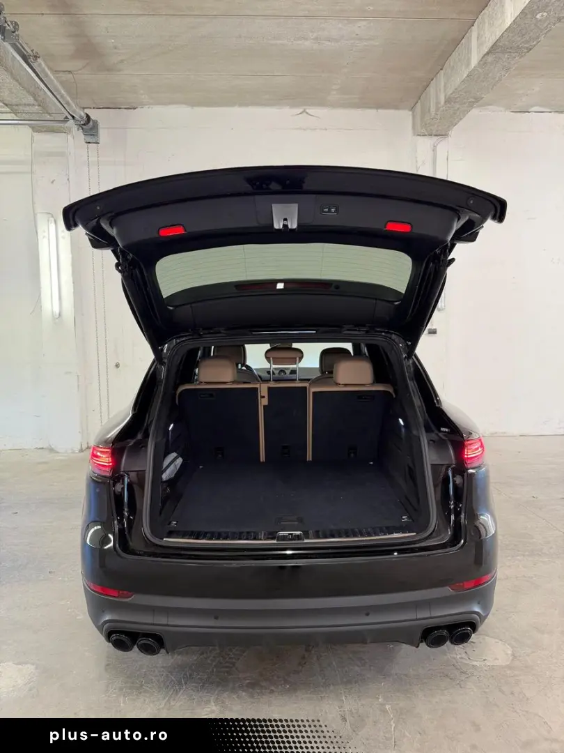 PORSCHE Cayenne E-Hybrid  NUR EXPORT   PANO 360