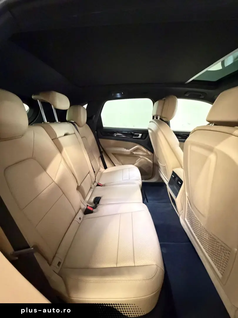 PORSCHE Cayenne E-Hybrid  NUR EXPORT   PANO 360
