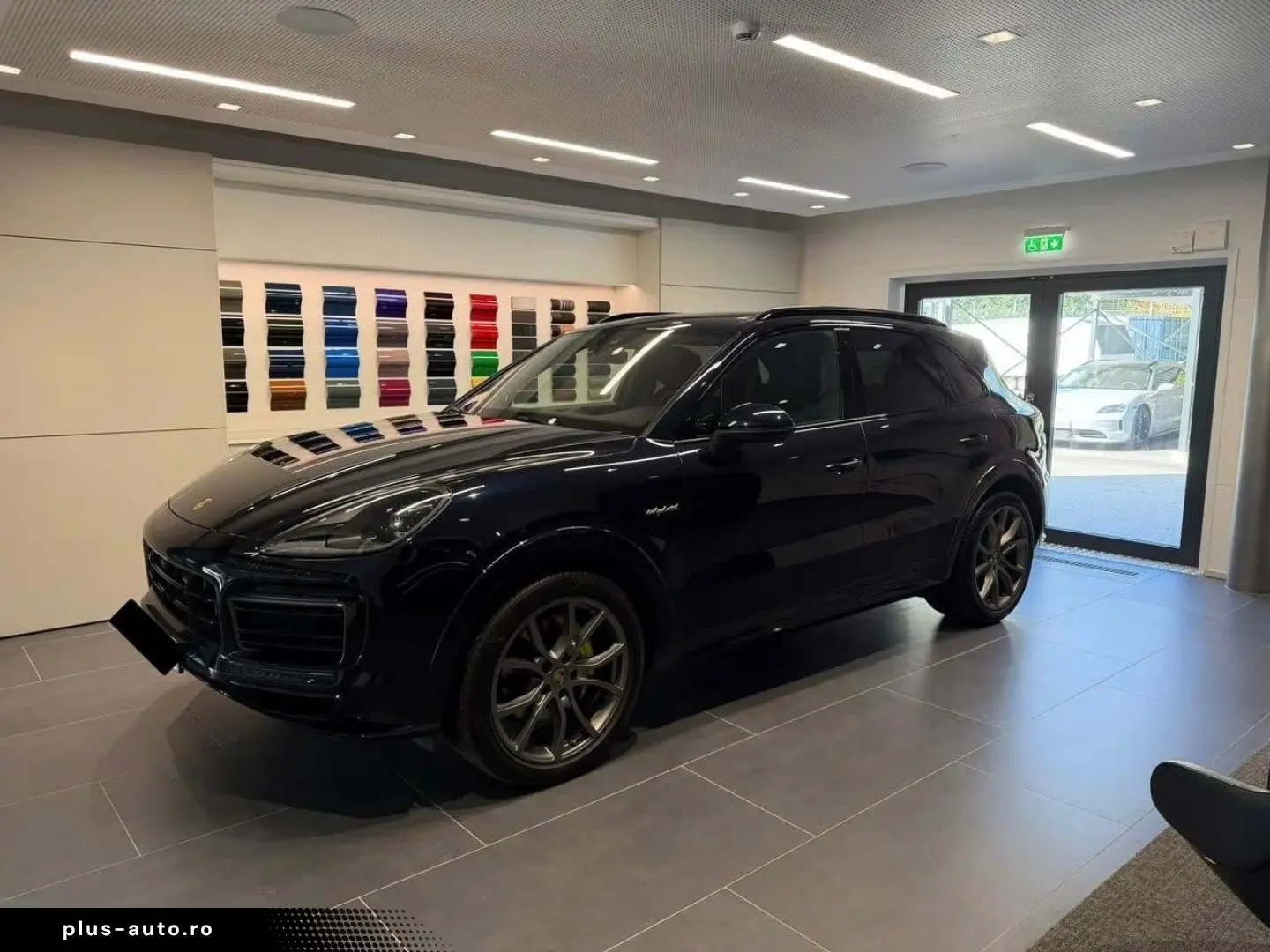 PORSCHE Cayenne E-Hybrid Platinum Edition