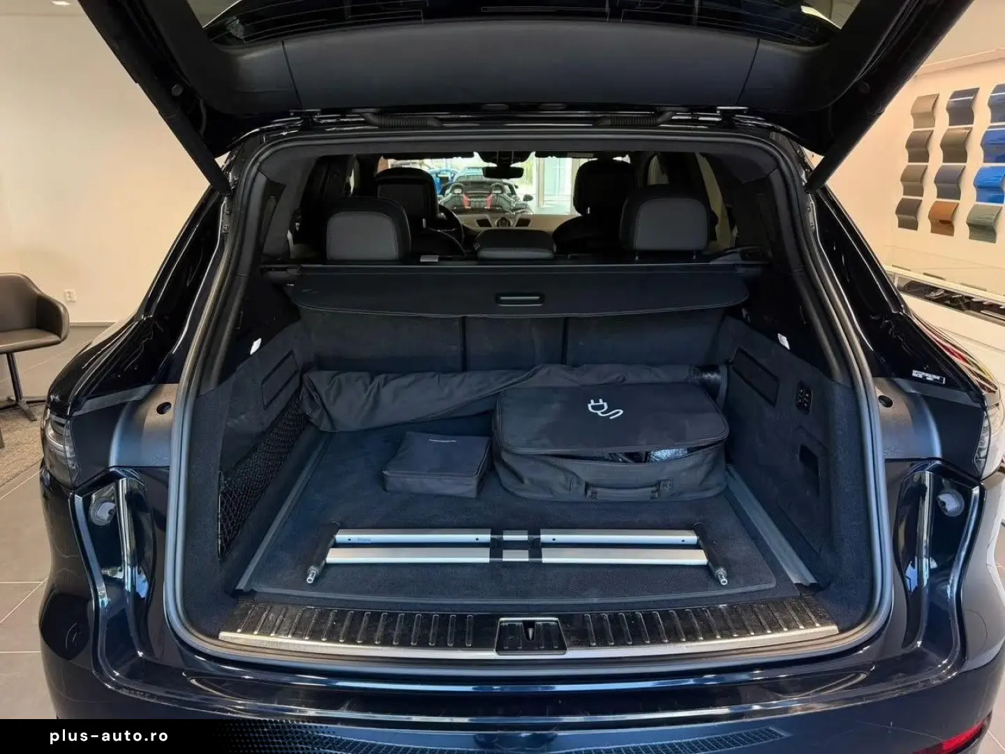 PORSCHE Cayenne E-Hybrid Platinum Edition