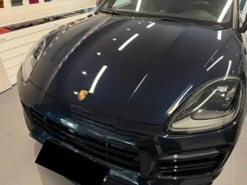 PORSCHE Cayenne E-Hybrid Platinum Edition