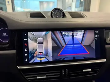 PORSCHE Cayenne E-Hybrid Platinum Edition