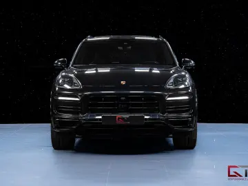 PORSCHE Cayenne E-Hyb PLATINUM EDT SportDesign 22  Pano