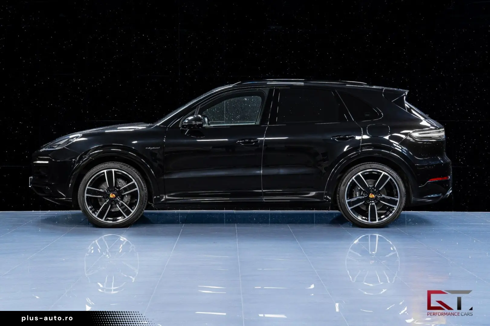 PORSCHE Cayenne E-Hyb PLATINUM EDT SportDesign 22  Pano