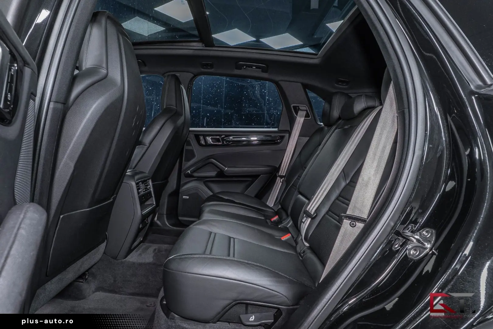 PORSCHE Cayenne E-Hyb PLATINUM EDT SportDesign 22  Pano