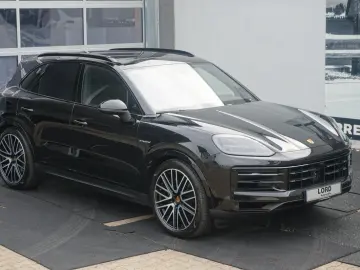 PORSCHE Cayenne E-Hybrid MASSAGE 22 Turbo Approved05-27