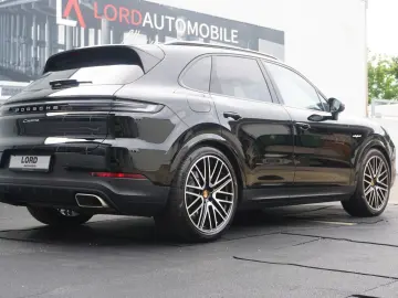 PORSCHE Cayenne E-Hybrid MASSAGE 22 Turbo Approved05-27