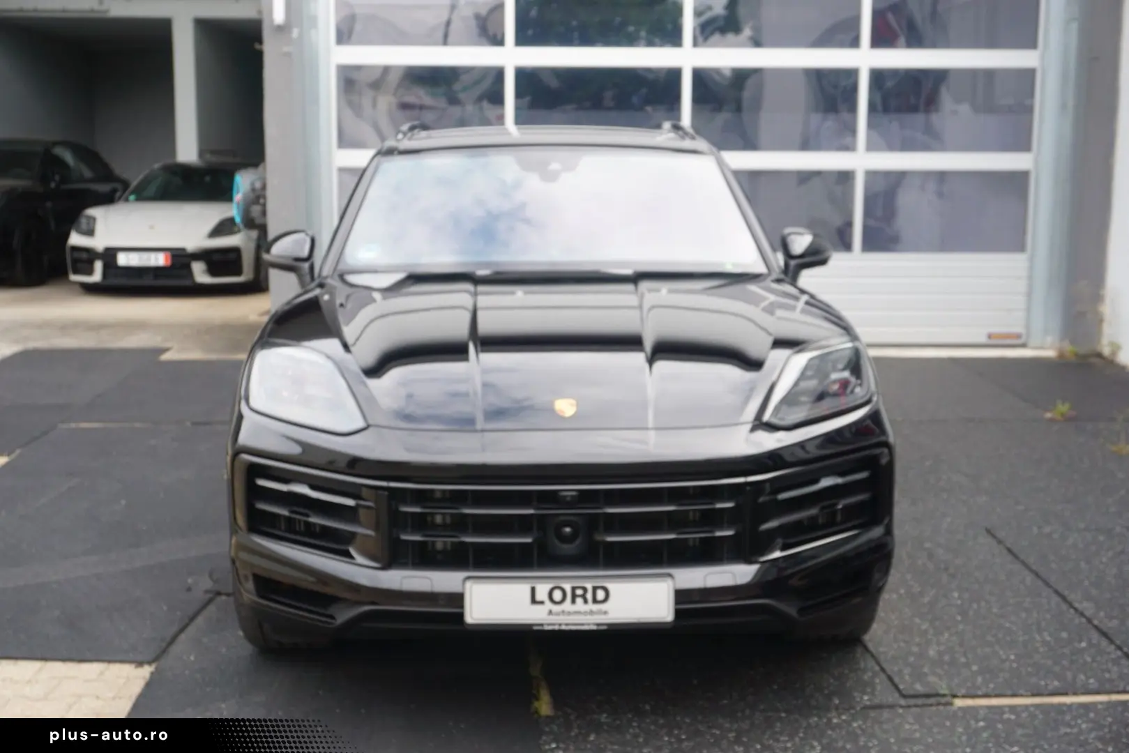 PORSCHE Cayenne E-Hybrid MASSAGE 22 Turbo Approved05-27