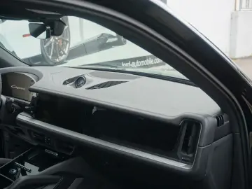 PORSCHE Cayenne E-Hybrid MASSAGE 22 Turbo Approved05-27