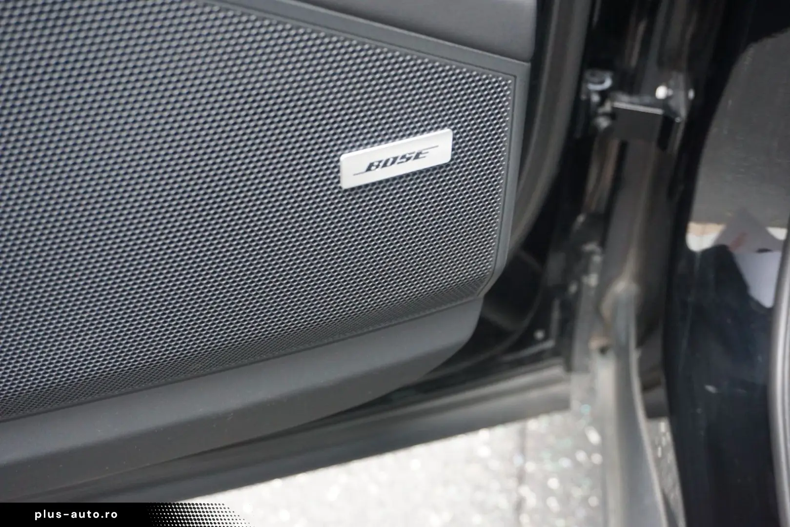 PORSCHE Cayenne E-Hybrid MASSAGE 22 Turbo Approved05-27