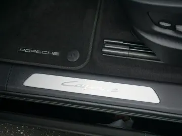PORSCHE Cayenne E-Hybrid MASSAGE 22 Turbo Approved05-27