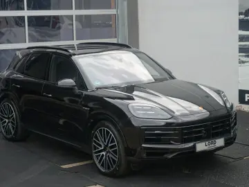 PORSCHE Cayenne E-Hybrid MASSAGE 22 Turbo Approved05-27