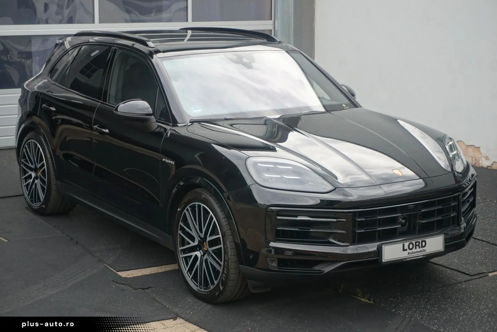 PORSCHE Cayenne E-Hybrid MASSAGE 22 Turbo Approved05-27