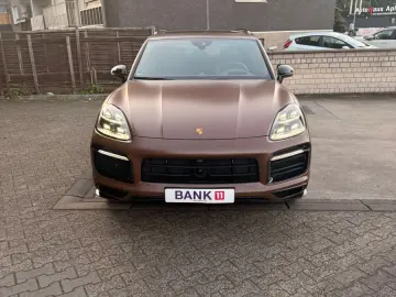 PORSCHE Cayenne E-Hybrid Approved-2027