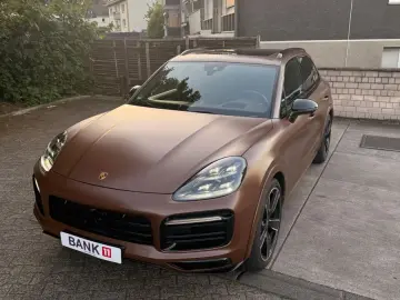 PORSCHE Cayenne E-Hybrid Approved-2027