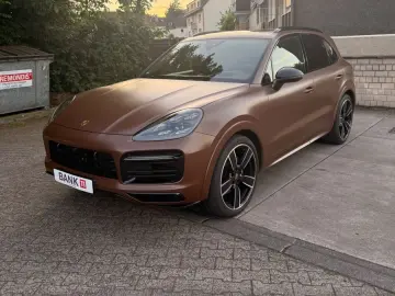 PORSCHE Cayenne E-Hybrid Approved-2027