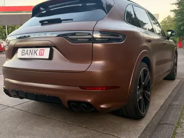 PORSCHE Cayenne E-Hybrid Approved-2027