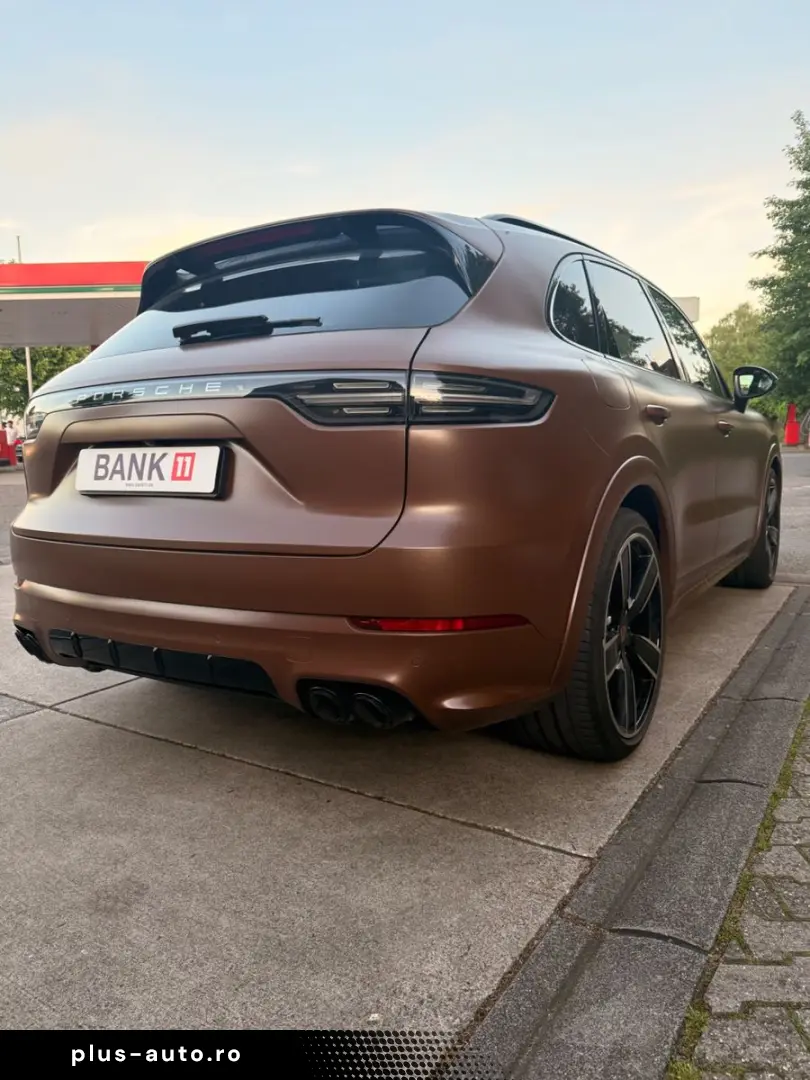 PORSCHE Cayenne E-Hybrid Approved-2027