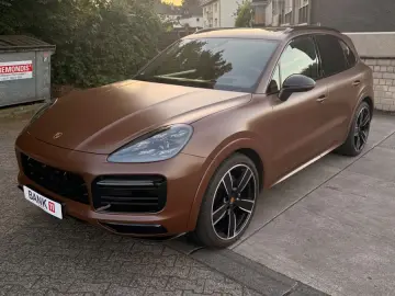 PORSCHE Cayenne E-Hybrid Approved-2027