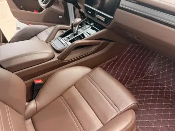 PORSCHE Cayenne E-Hybrid Approved-2027