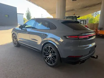 PORSCHE Cayenne Coupe Soft Close AHK Luft HeadUp 22