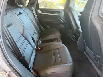 PORSCHE Cayenne Coupe Soft Close AHK Luft HeadUp 22