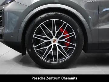 PORSCHE Cayenne S E-Hybrid 21-Zoll;Pano;BOSE;HD-Matrix
