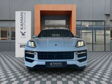 PORSCHE Cayenne S E-Hyb Sport Design PDCC Nightvision 519PS!
