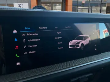 PORSCHE Cayenne S E-Hyb Sport Design PDCC Nightvision 519PS!