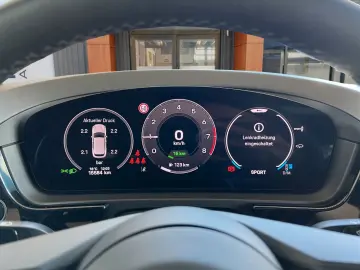 PORSCHE Cayenne E-Hyb. Inno 360Kam AHK HeadUp BF-Display
