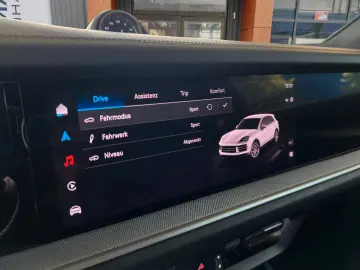 PORSCHE Cayenne E-Hyb. Inno 360Kam AHK HeadUp BF-Display