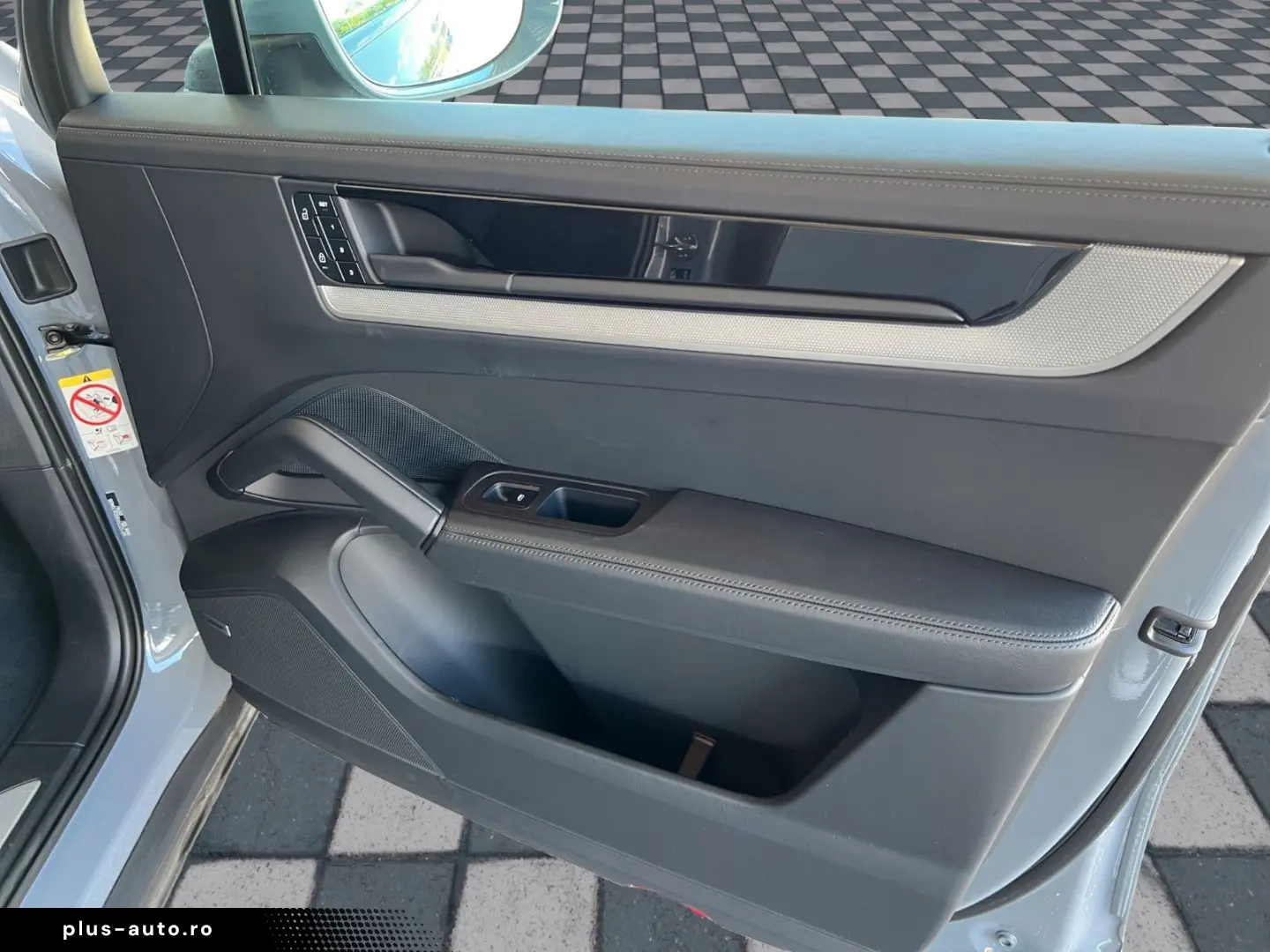 PORSCHE Cayenne E-Hyb. Inno 360Kam AHK HeadUp BF-Display