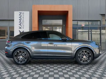 PORSCHE Cayenne Coupe E-Hyb 18Wege Hinterachsl. HeadUp