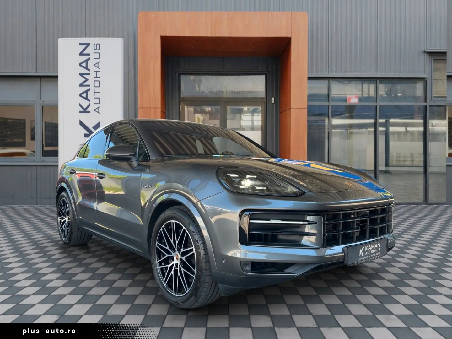 PORSCHE Cayenne Coupe E-Hyb 18Wege Hinterachsl. HeadUp