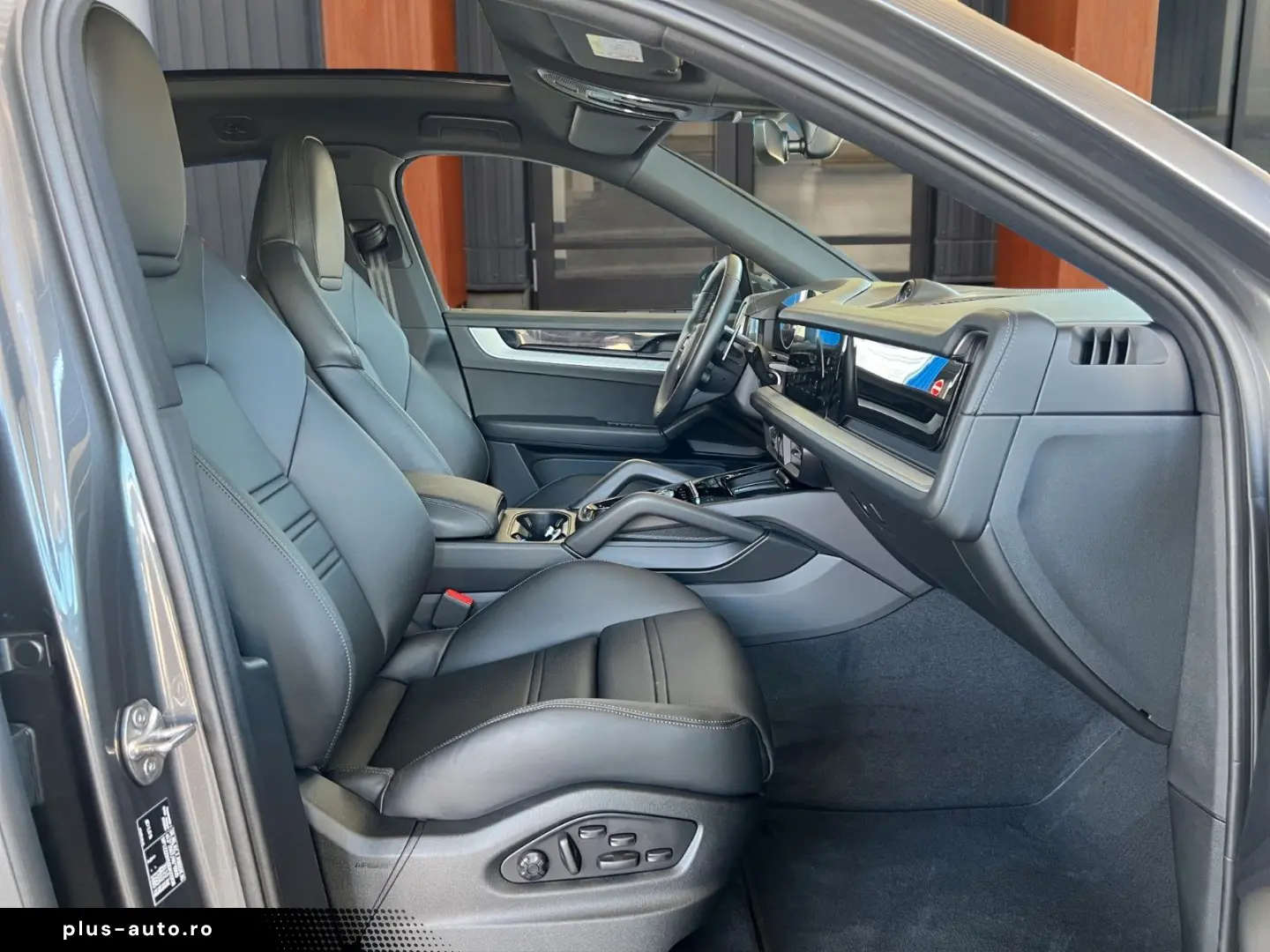 PORSCHE Cayenne Coupe E-Hyb 18Wege Hinterachsl. HeadUp