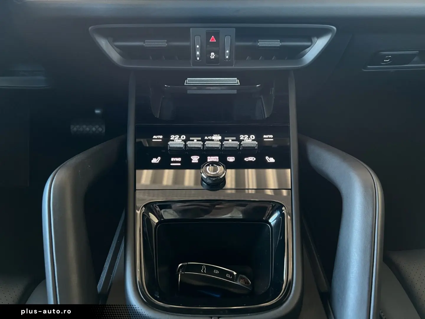 PORSCHE Cayenne Coupe E-Hyb 18Wege Hinterachsl. HeadUp