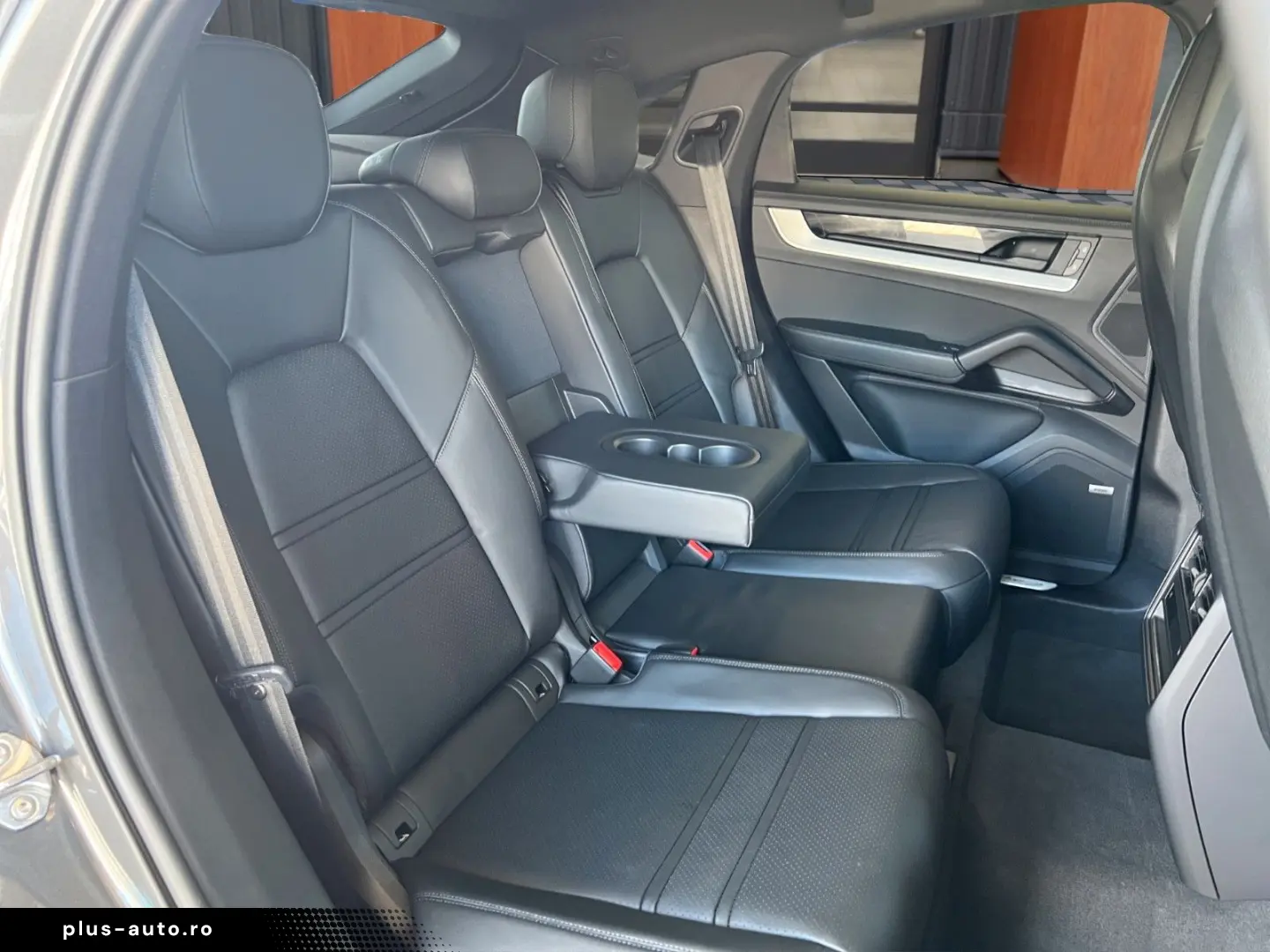 PORSCHE Cayenne Coupe E-Hyb 18Wege Hinterachsl. HeadUp