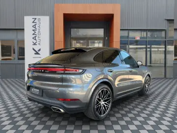 PORSCHE Cayenne Coupe E-Hyb 18Wege Hinterachsl. HeadUp