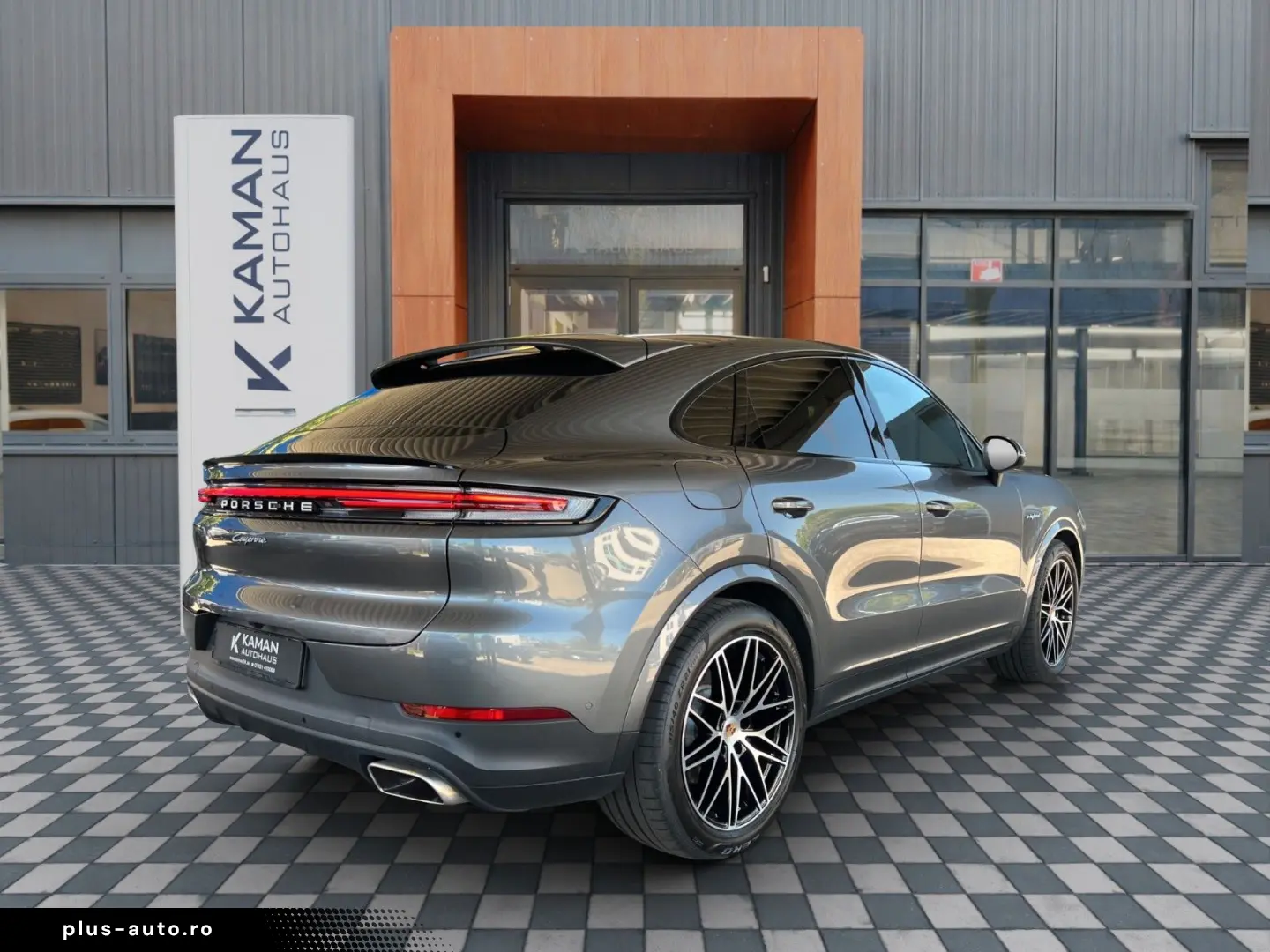 PORSCHE Cayenne Coupe E-Hyb 18Wege Hinterachsl. HeadUp