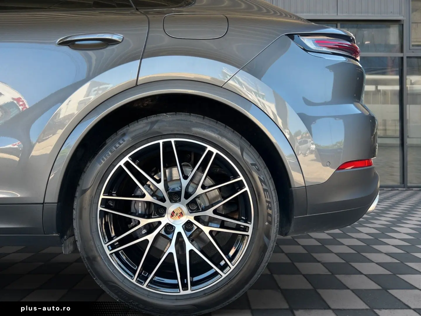 PORSCHE Cayenne Coupe E-Hyb 18Wege Hinterachsl. HeadUp