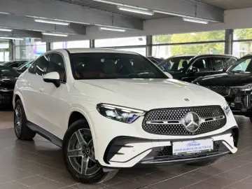 MERCEDES-BENZ GLC 300de 4M Coupe AMG Line AHK MEM DIS 360