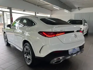 MERCEDES-BENZ GLC 300de 4M Coupe AMG Line AHK MEM DIS 360